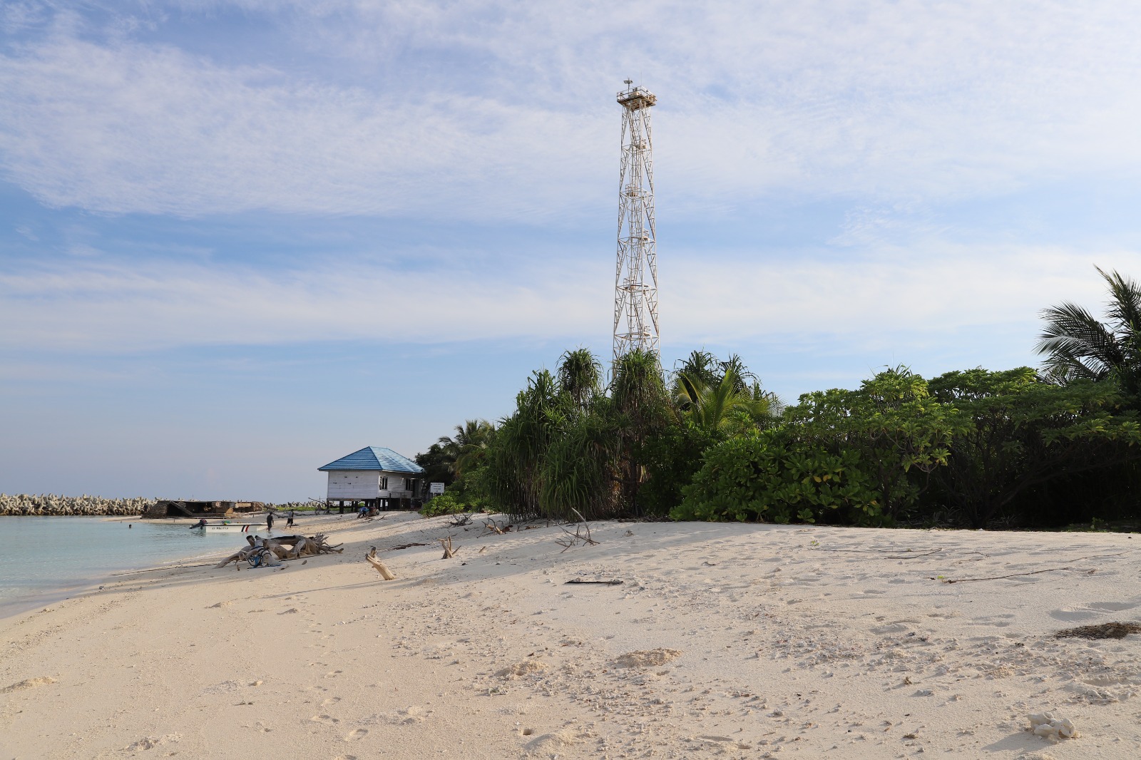 MENARA SUAR PULAU SAMBIT
